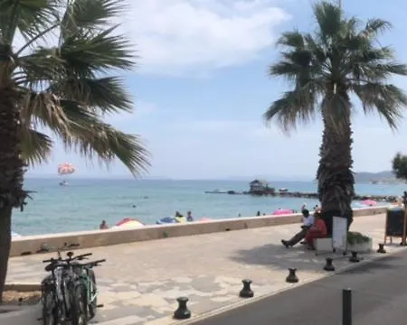 Horizon 5 Pied Dans L'eau Apartment