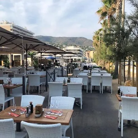 Horizon 5 Pied Dans L'eau * Le Lavandou