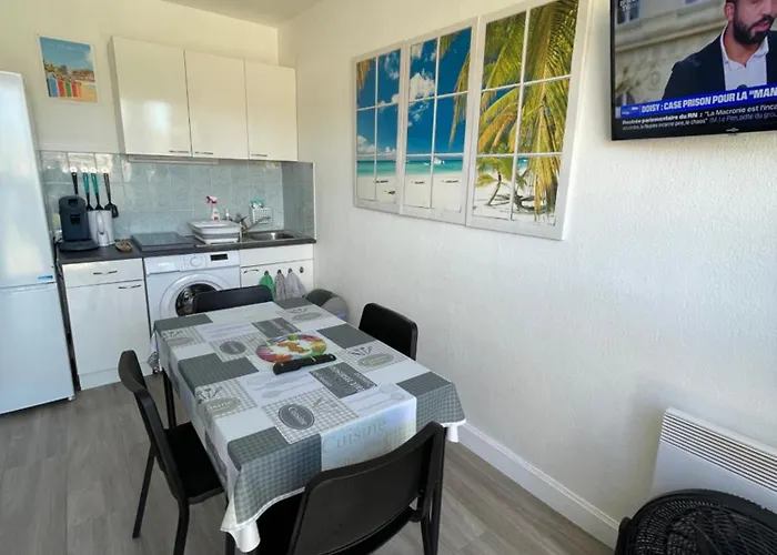 Horizon 5 Pied Dans L'eau 아파트 *